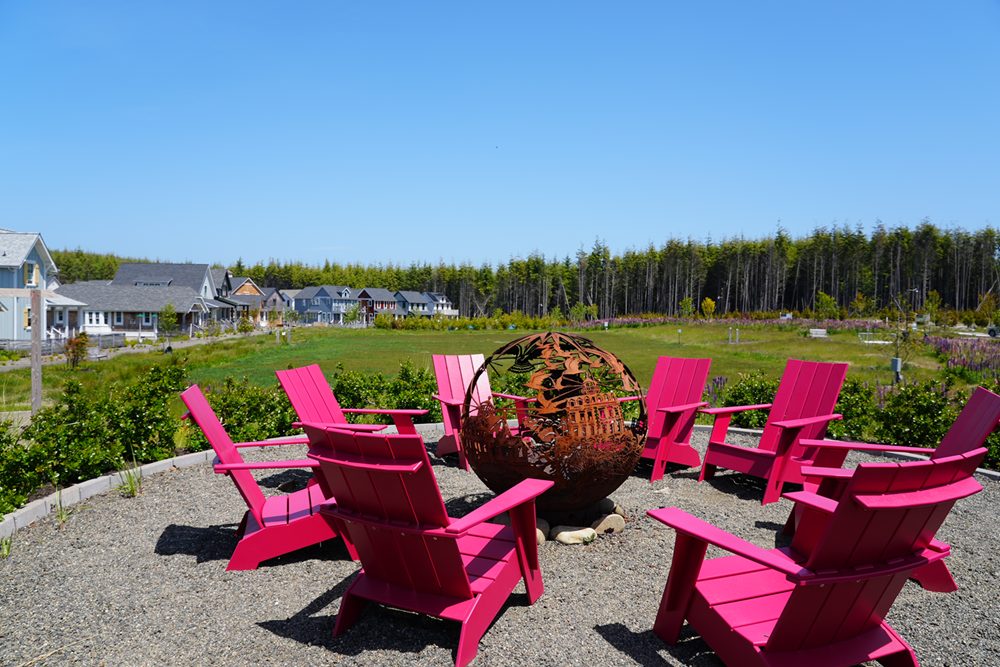 spiral_mound_fire_pit_garden_lot